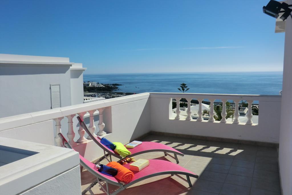 Apartments Gina Y Vista Oceano Puerto del Carmen  Exteriér fotografie